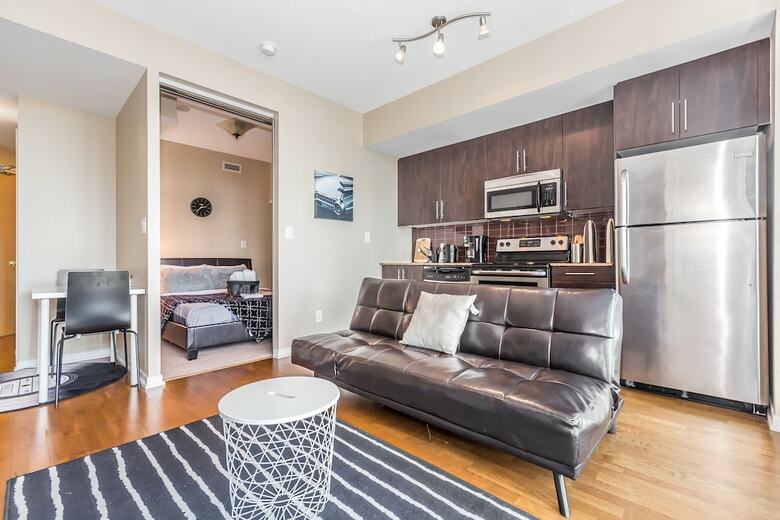 Apartamentos New!! Air Canada Condo Near Cn Tower