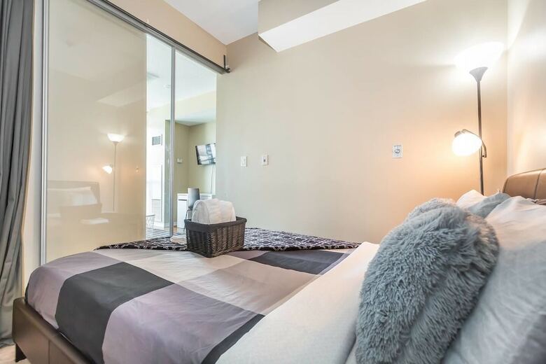 Apartamentos New!! Air Canada Condo Near Cn Tower