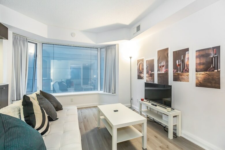 Apartamentos Executive Class, Downtown Luxury Condo @ Yorkville