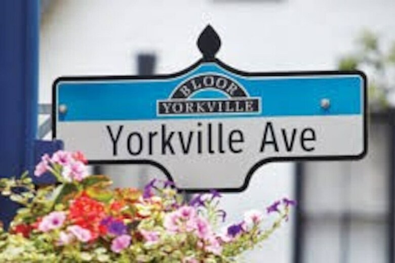 Apartamentos Executive Class, Downtown Luxury Condo @ Yorkville