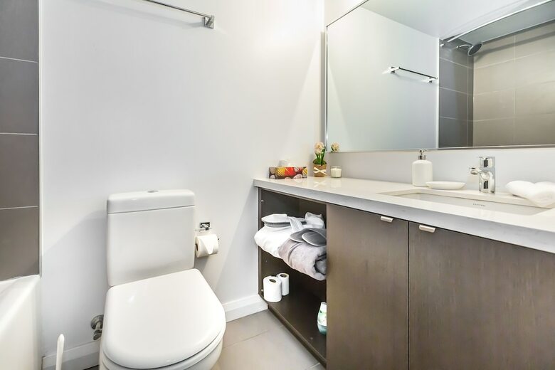 Apartamentos Executive Class, Downtown Luxury Condo @ Yorkville