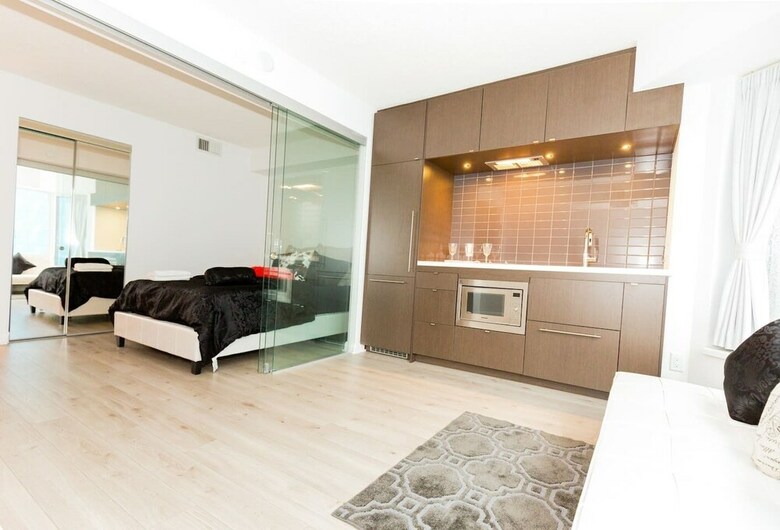 Apartamentos Executive Class, Downtown Luxury Condo @ Yorkville