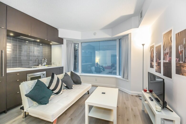 Apartamentos Executive Class, Downtown Luxury Condo @ Yorkville