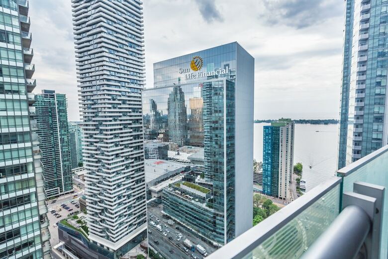 Apartamentos New!! Couples Retreat.luxury Condo.central