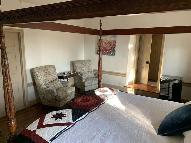 Bed & Breakfast The Avenue Guesthouse And Gallery