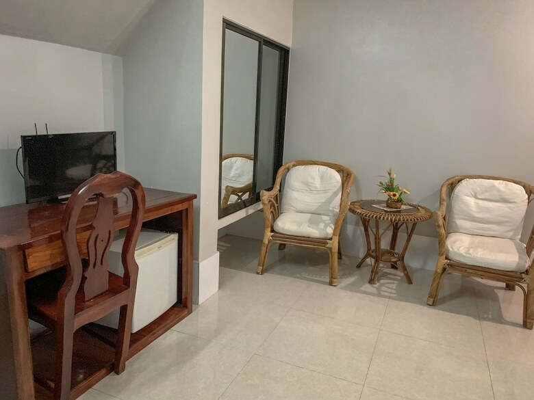 Hotel Cheata Inn