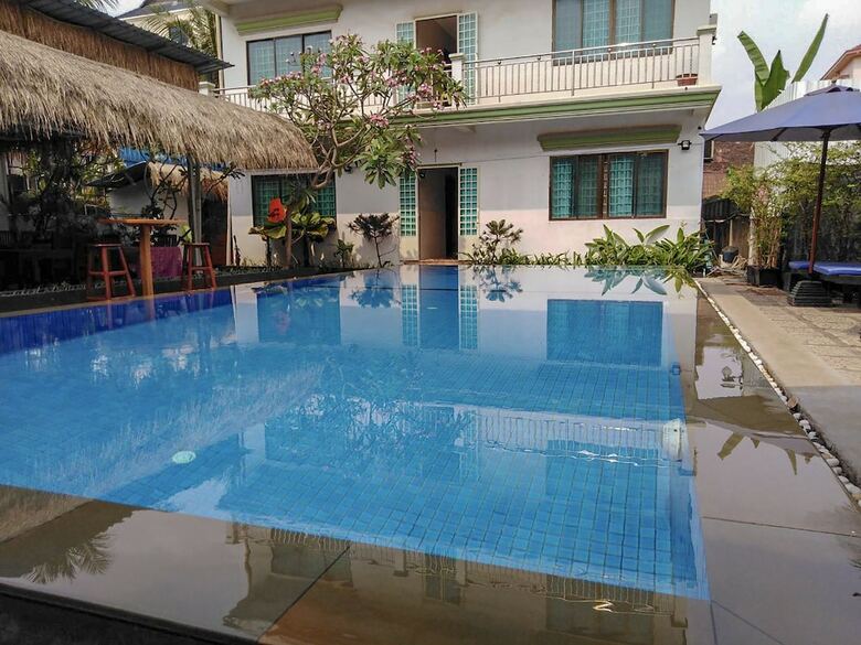 Hotel Cheata Inn