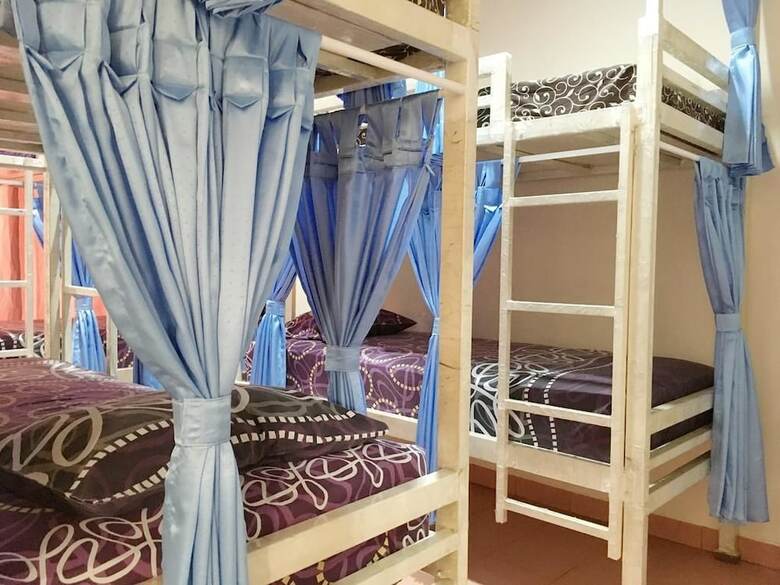 Hostal Cendana Mulia Hostel