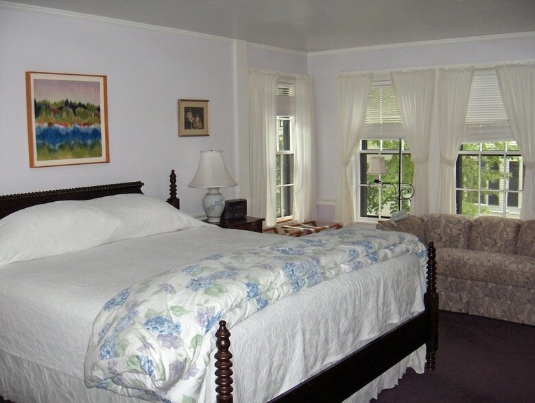 Bed & Breakfast Inn At Bath