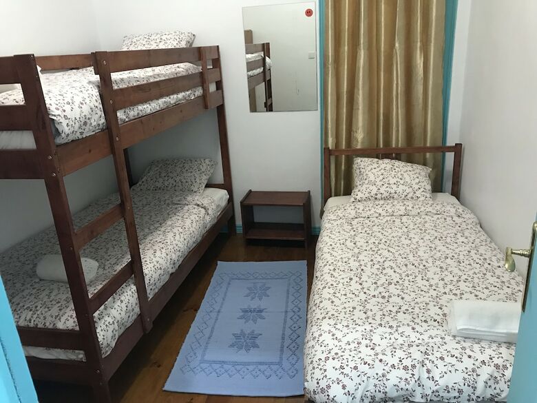 Hotel Atlantic Hostel