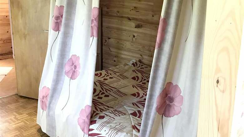 House With One Bedroom In Argences-en-aubrac, With Pool Access