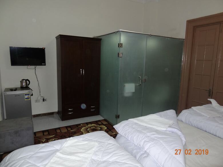Hostal Gardenia Hotel