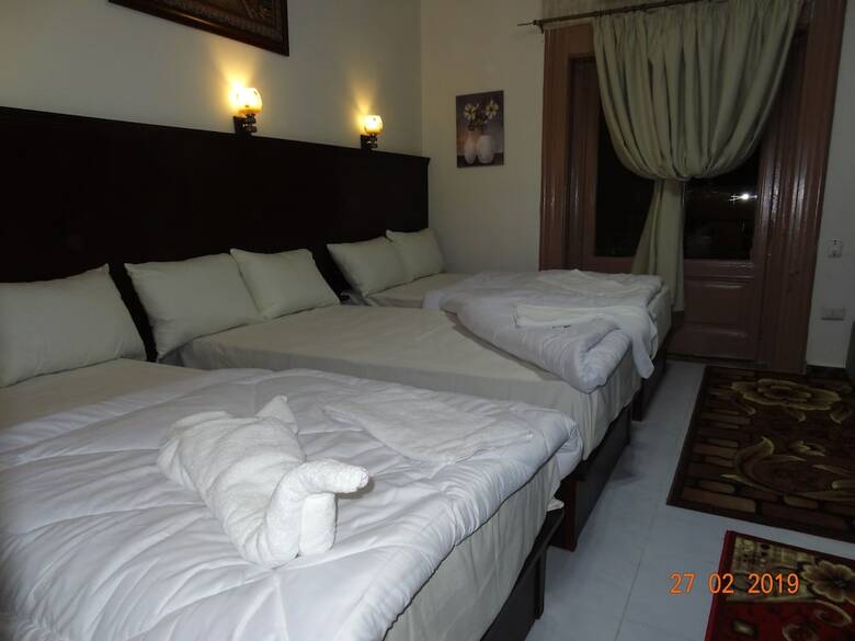 Hostal Gardenia Hotel