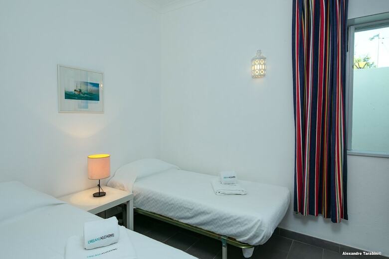C12 - Sunshine Luz House By Dreamalgarve