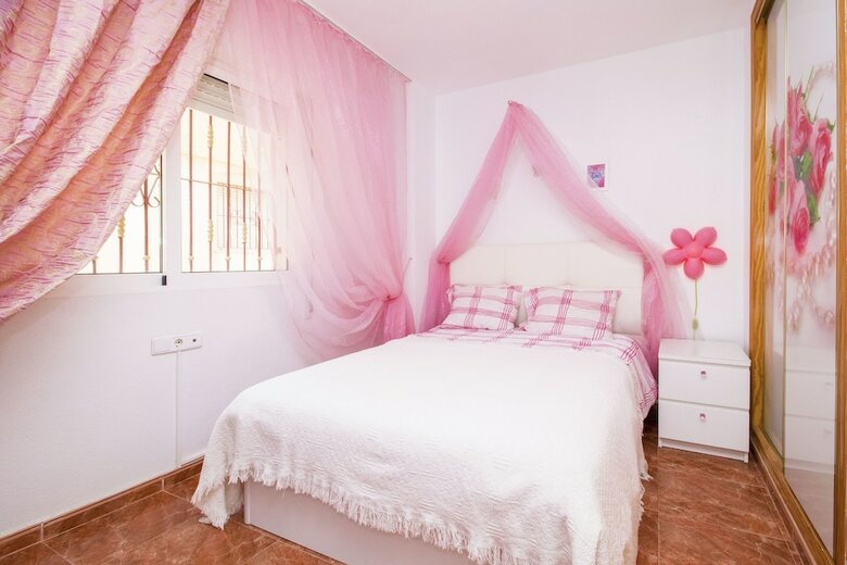 Apartamentos Espanatour Town House Ruslan