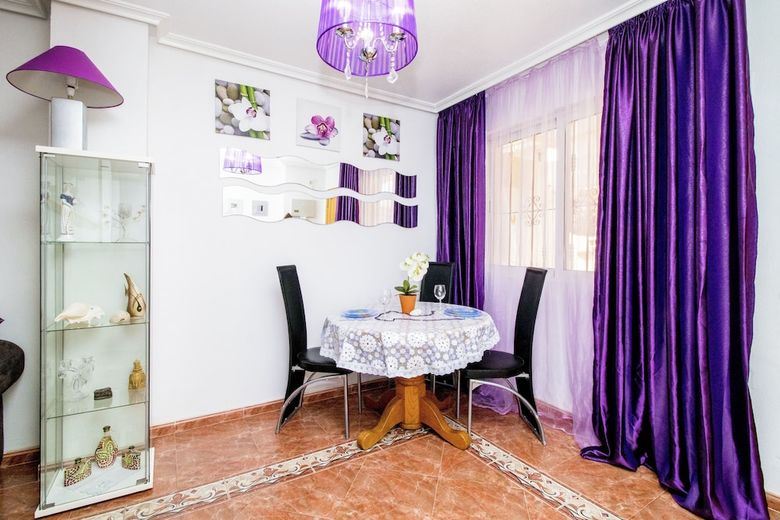 Apartamentos Espanatour Town House Ruslan