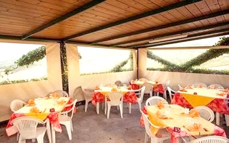 House With One Bedroom In Izzalini, With Wifi