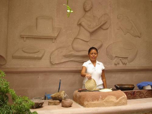 Hotel Maria Mixteca