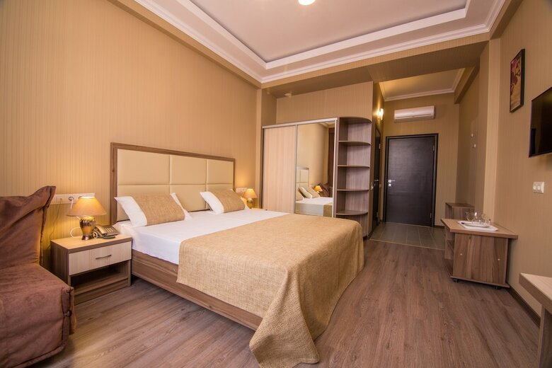 Hotel Ml