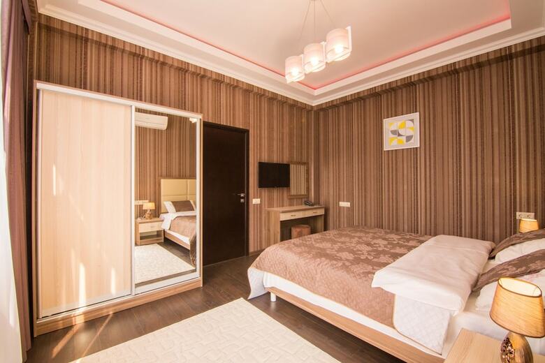 Hotel Ml