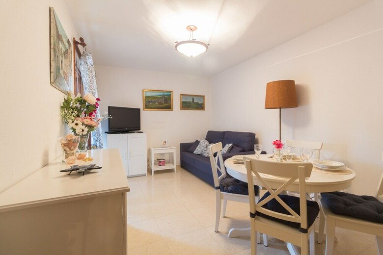 Apartamento Malvinas 214 Ref. 1026