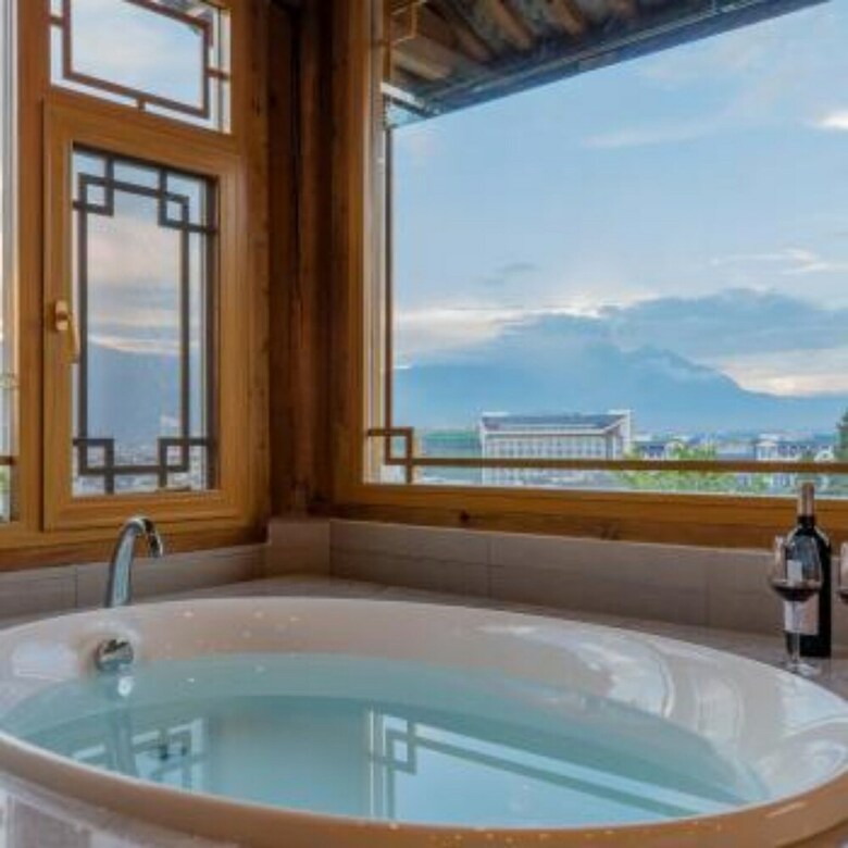 Posada Floral Hotel Lijiang Banshanyunfu