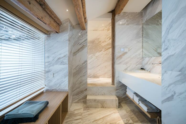 Floral Hotel Lijiang Guangyin Designer