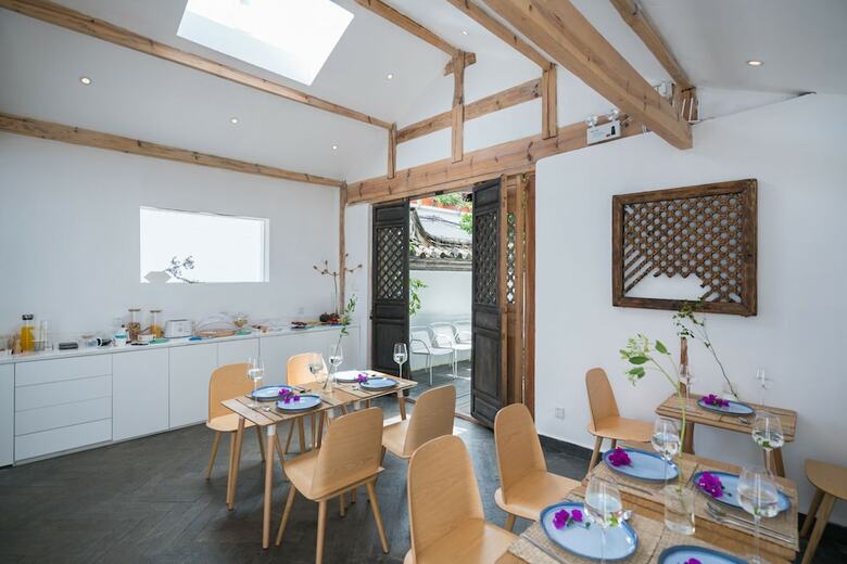 Floral Hotel Lijiang Guangyin Designer