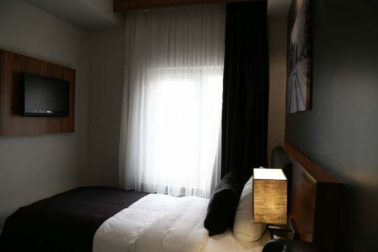 Hotel Azra Suite Otel
