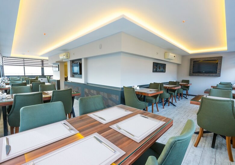 Hotel Azra Suite Otel