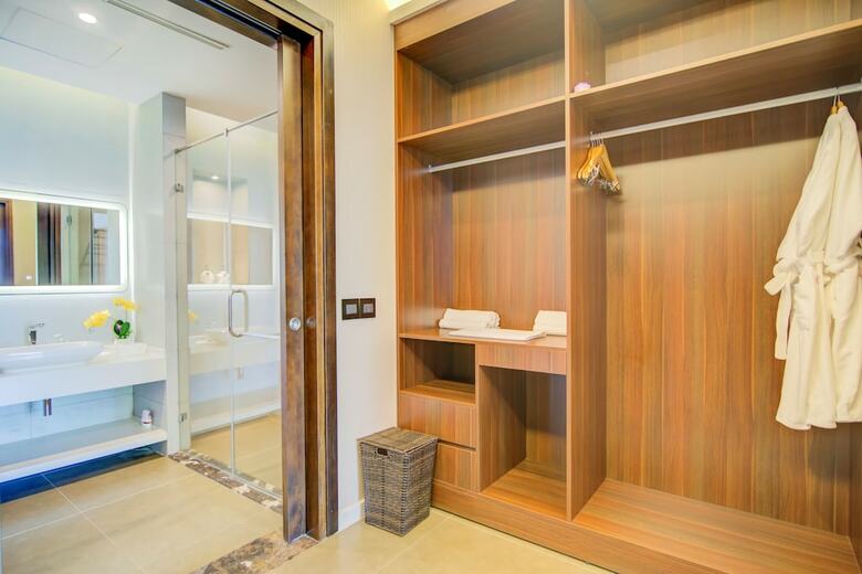 The Five Stars Villa