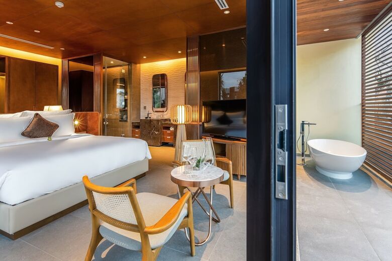 The Five Stars Villa