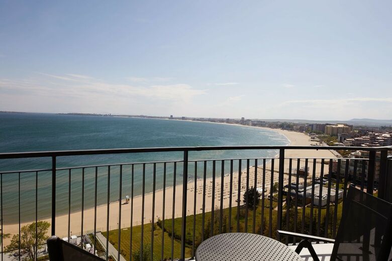 Hotel Secrets Sunny Beach Resort And Spa - Adults Only