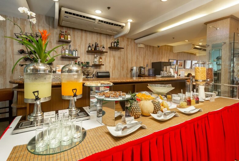 Hotel Microtel By Wyndham Mall Of Asia