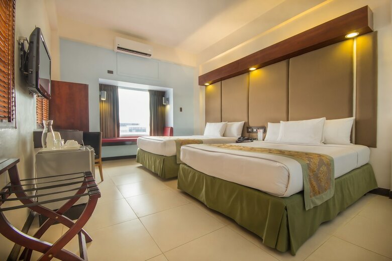 Hotel Microtel By Wyndham Mall Of Asia