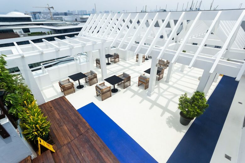 Hotel Microtel By Wyndham Mall Of Asia