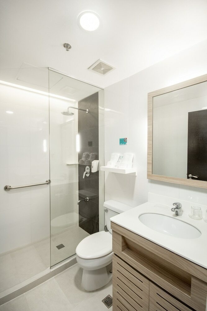 Hotel Microtel By Wyndham Mall Of Asia