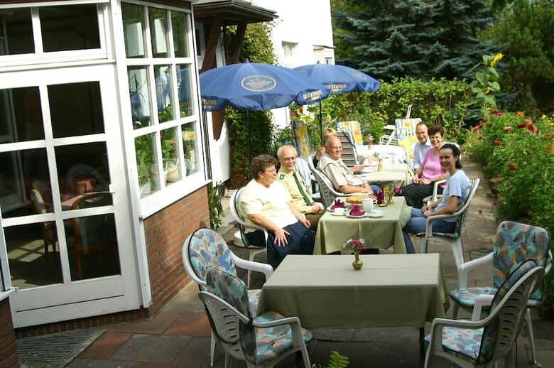 Hotel Link & Restaurant
