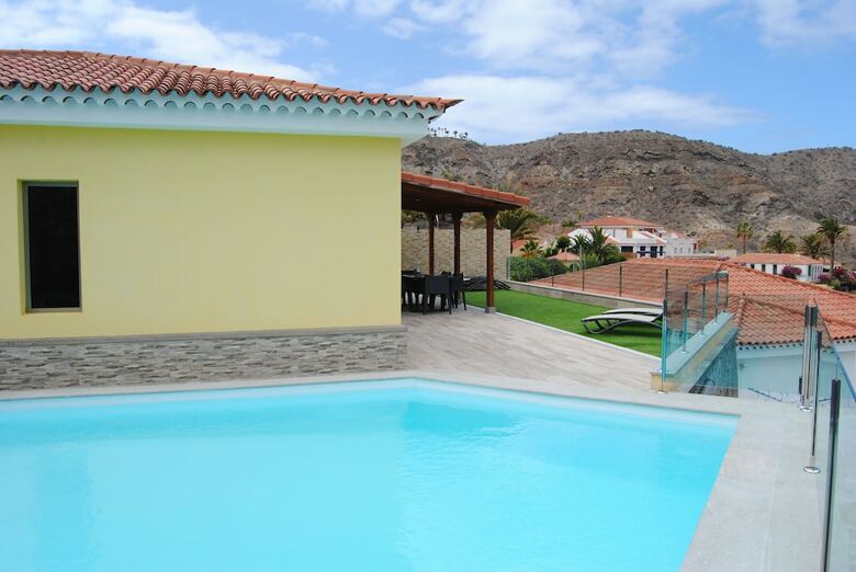 Villa Sunset Tauro