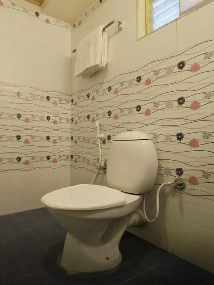 Hotel Gemini Inn