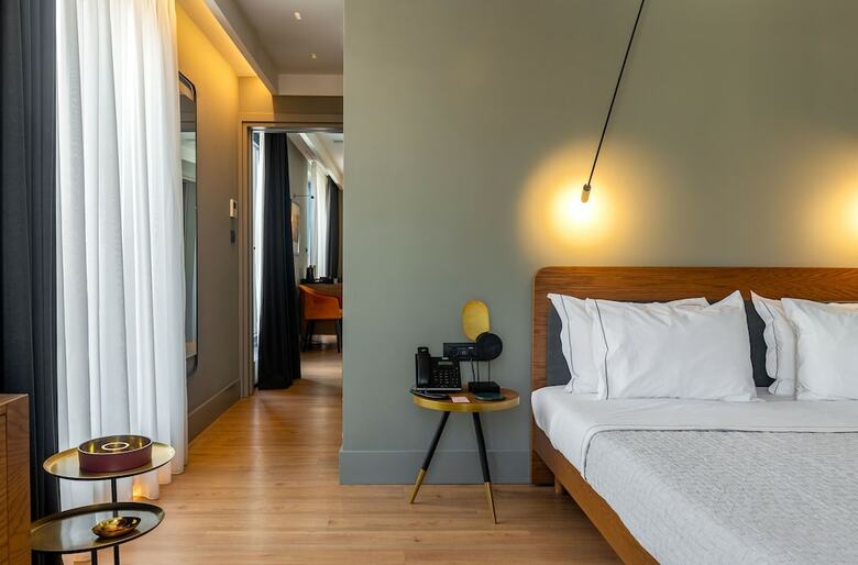 Hotel Bob W Eolou