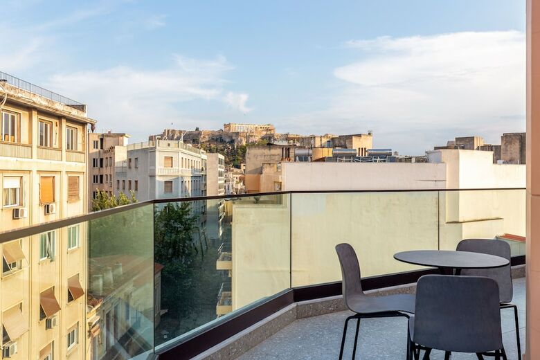 Hotel Bob W Eolou