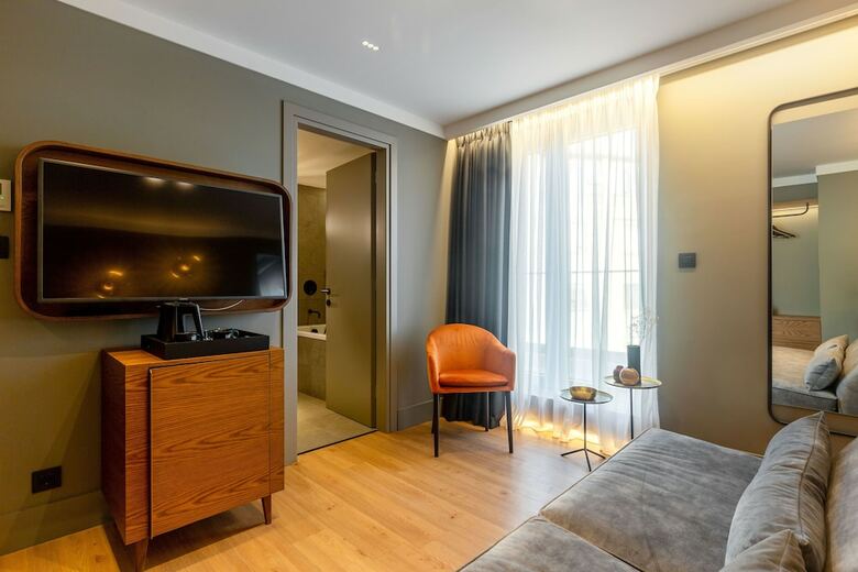 Hotel Bob W Eolou