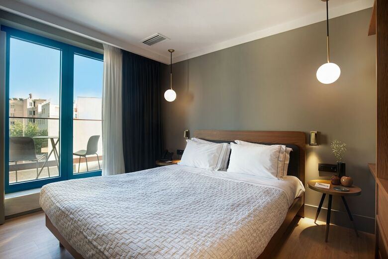 Hotel Bob W Eolou