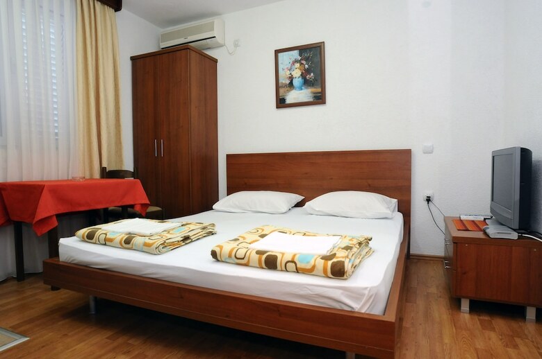 D&r Boreta Apartments