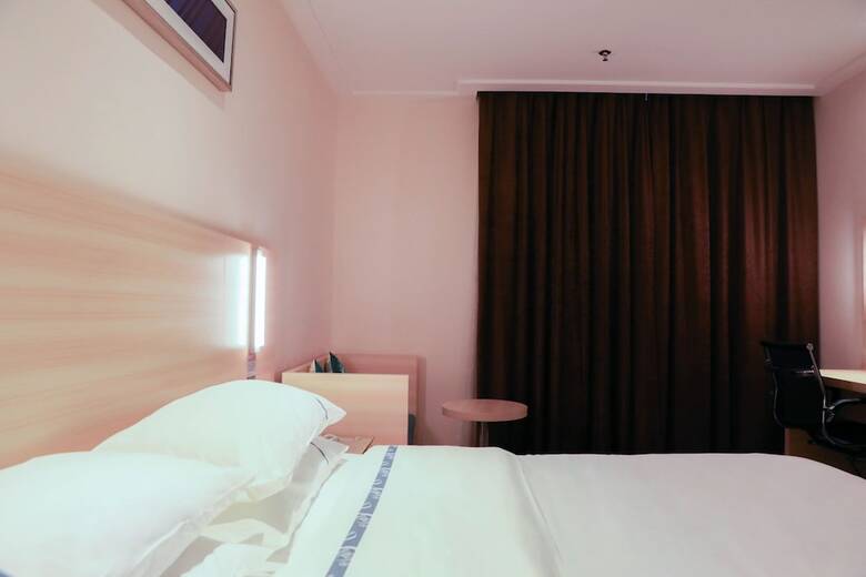 Hotel Cc Inn Guangzhou Renhe Station