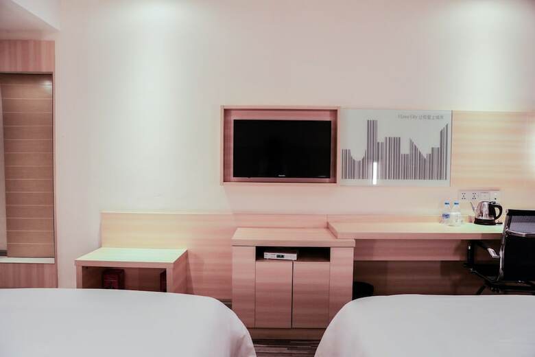 Hotel Cc Inn Guangzhou Renhe Station