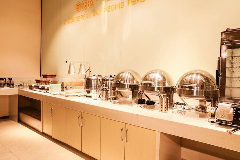 Hotel Cc Inn Guangzhou Renhe Station