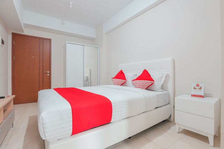 Hotel Oyo 498 Green Lake View Ciputat