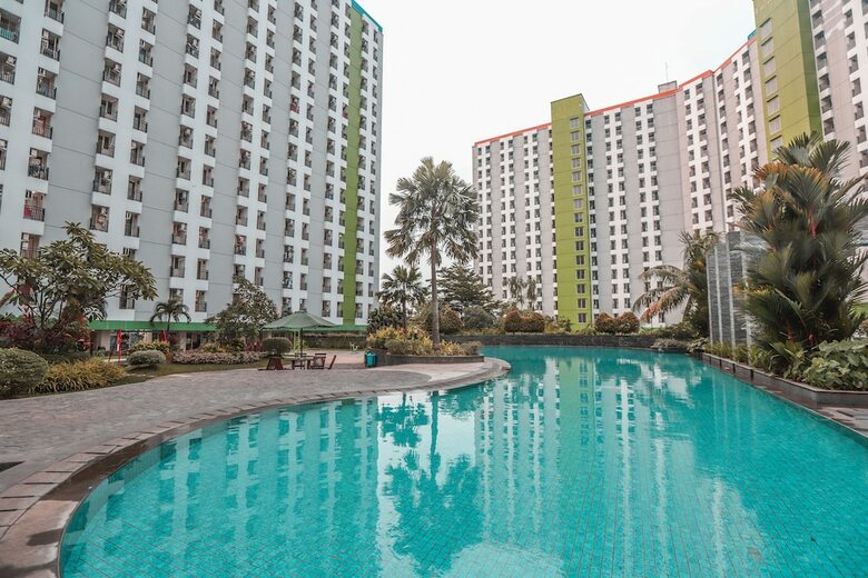 Hotel Oyo 498 Green Lake View Ciputat